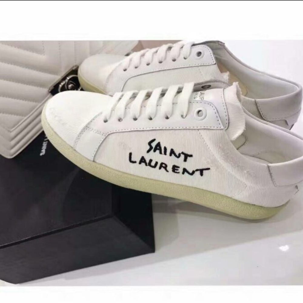 Saint Laurent White Casual Sneakers - Picture 9 of 9